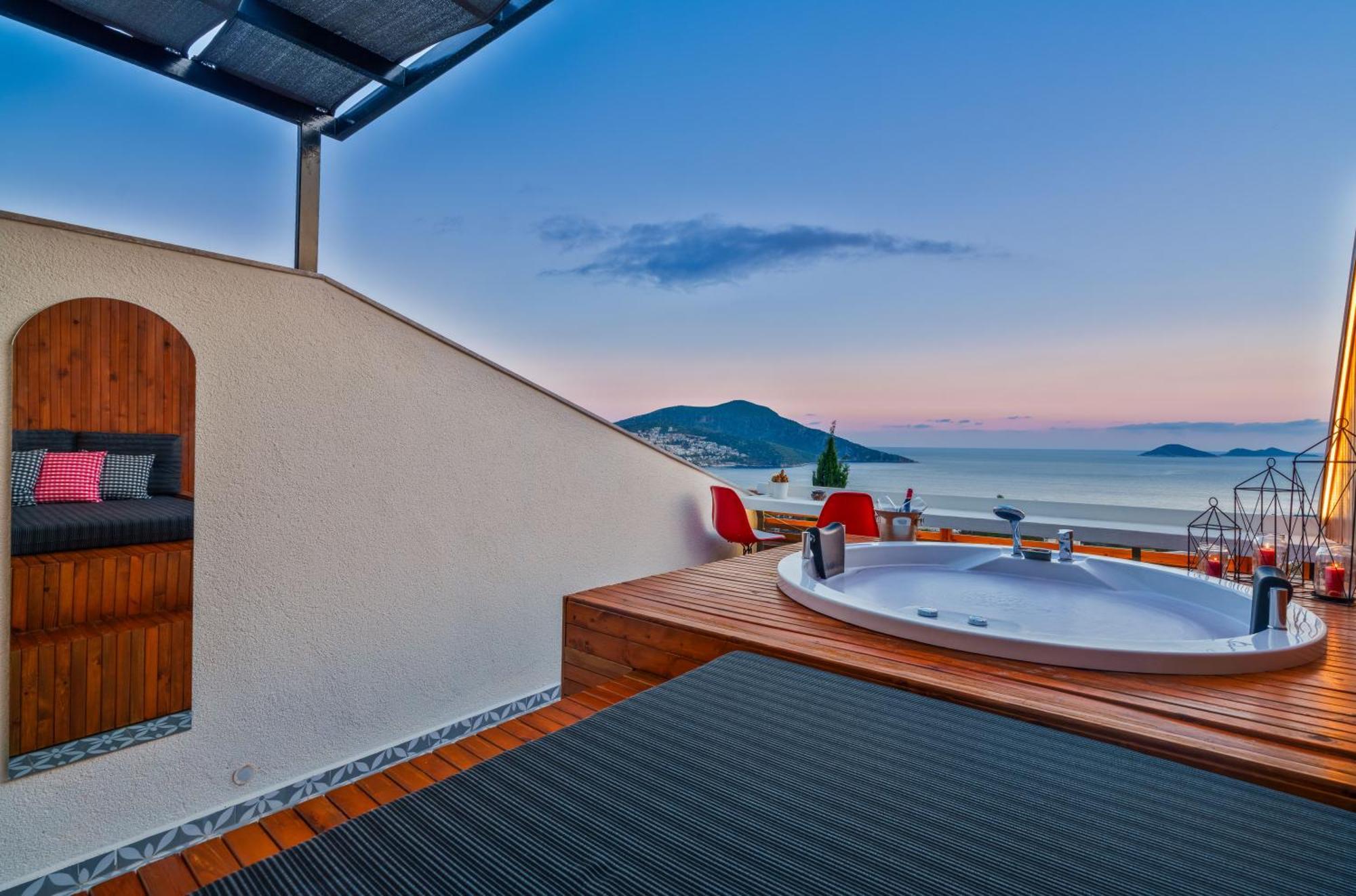 Lupia Suites Kalkan Exteriör bild