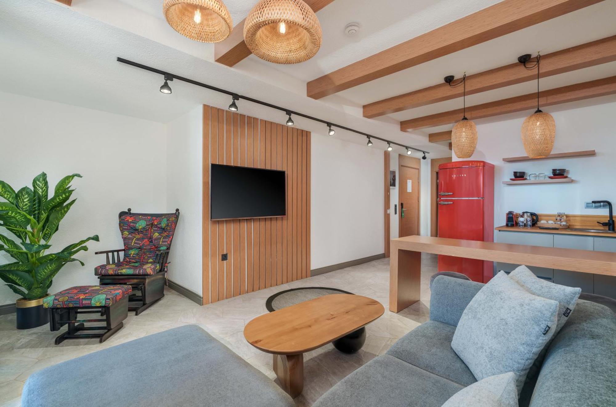 Lupia Suites Kalkan Exteriör bild