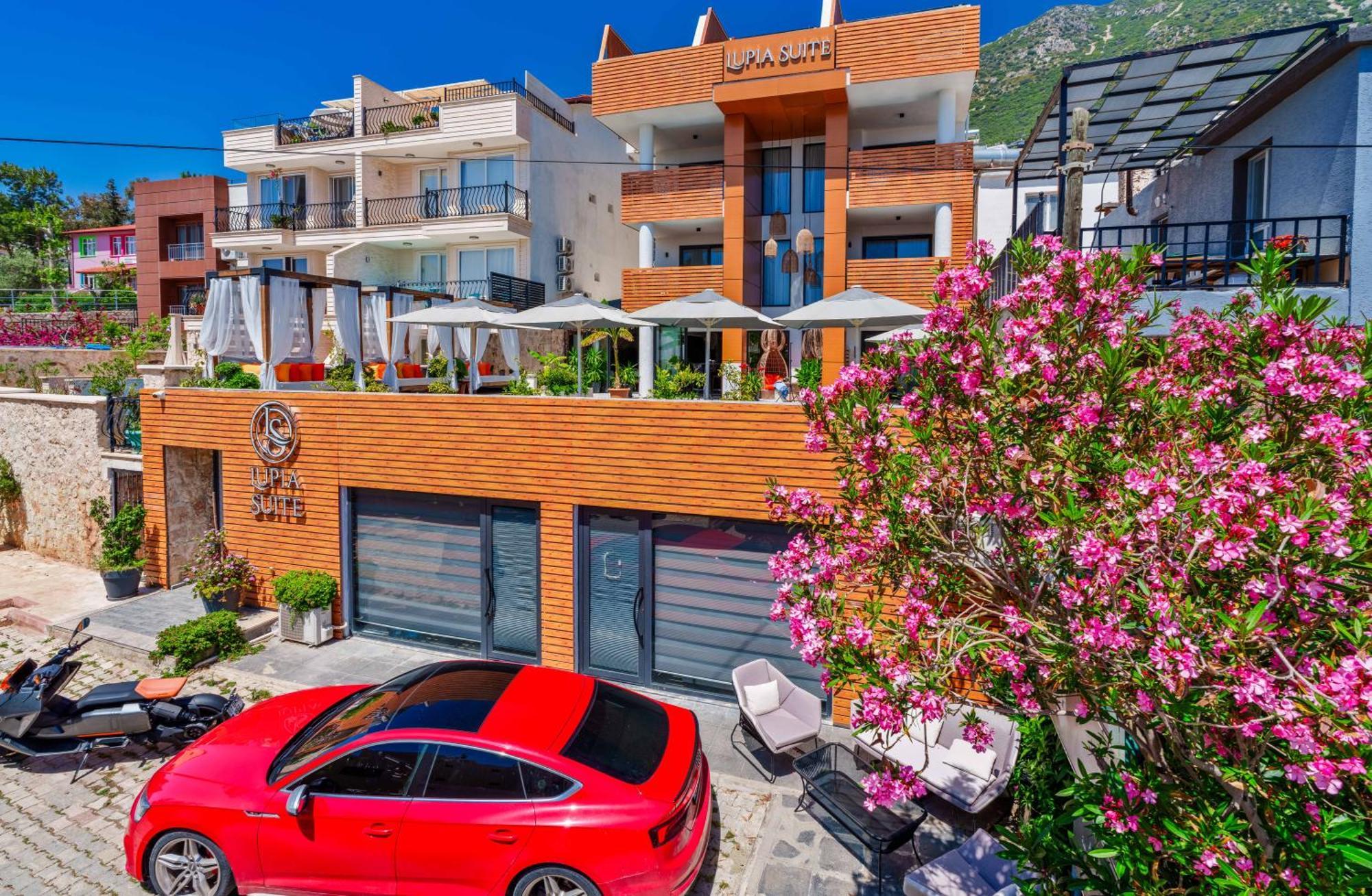 Lupia Suites Kalkan Exteriör bild