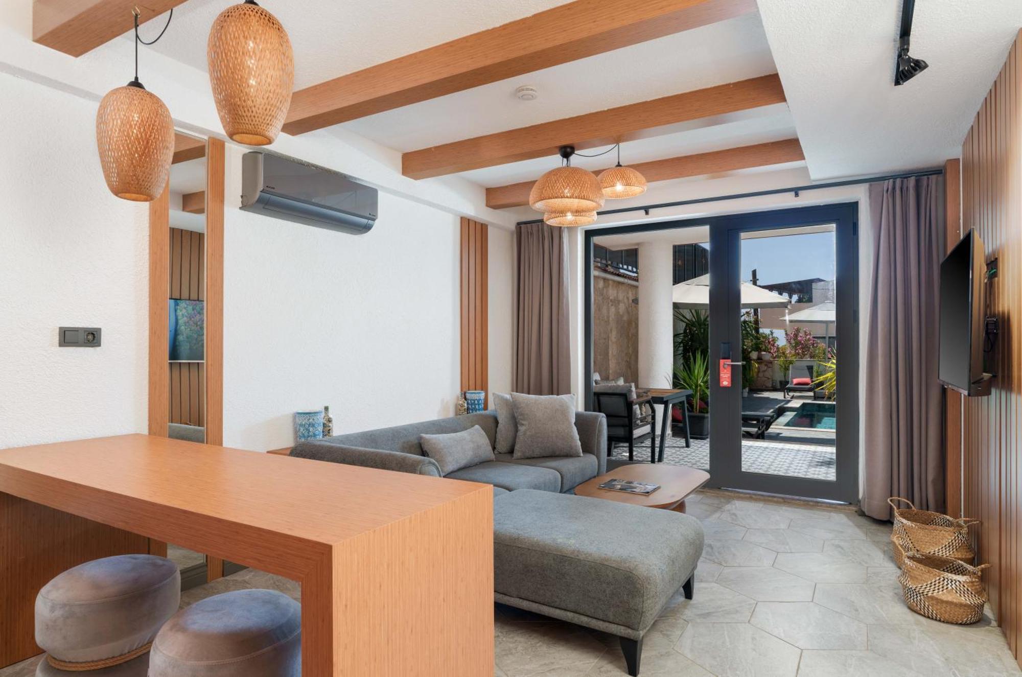 Lupia Suites Kalkan Exteriör bild